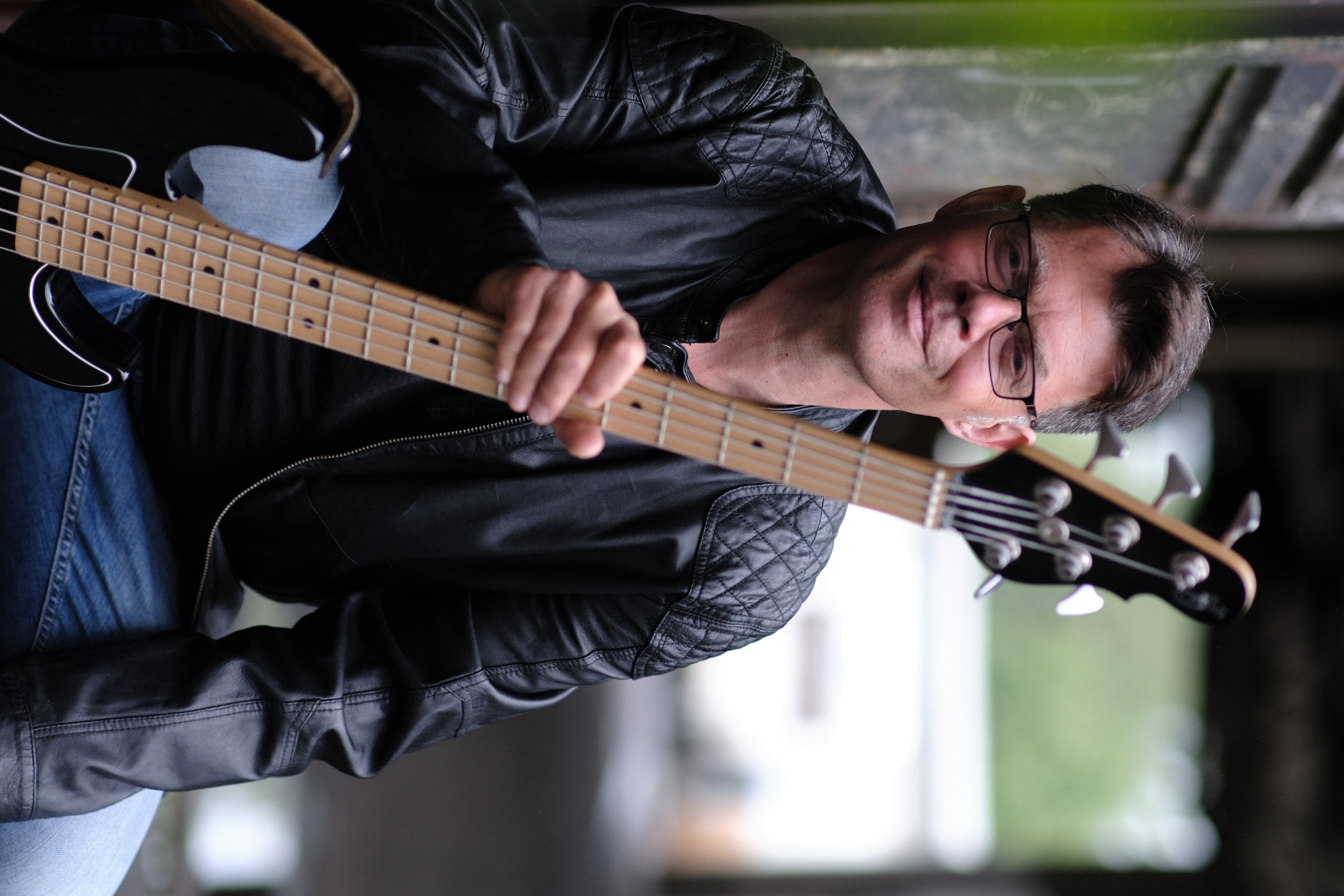 Grischka Zepf - E-Bass, Kontrabass & Bandcoaching